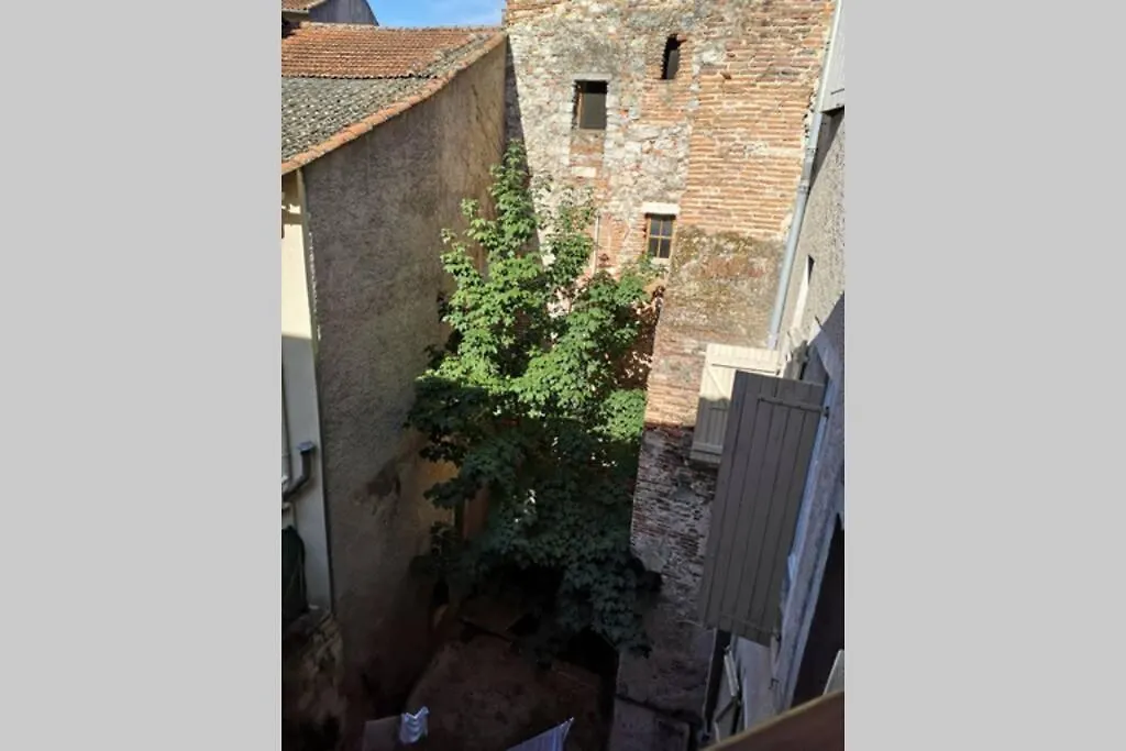 Joli T3 Appartement Entier Calme Et Wifi Cahors 0*,  France